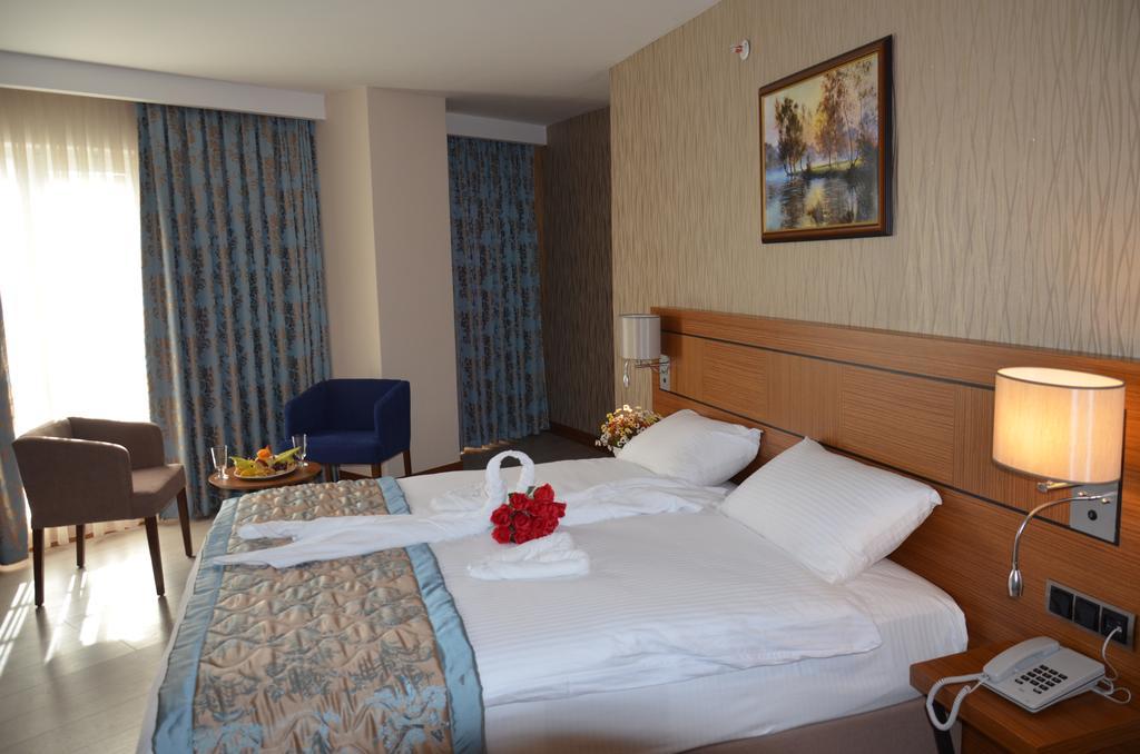 Mirel Hotel Eregli  الغرفة الصورة